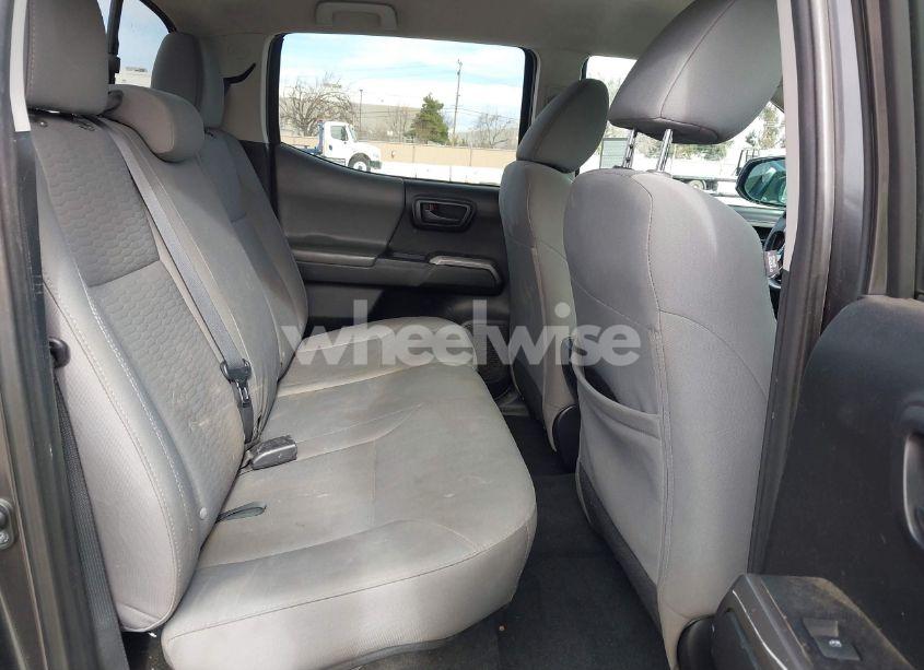 Photo 8 of 2017 Toyota Tacoma SR5 (VIN 3TMBZ5DN8HM011452)