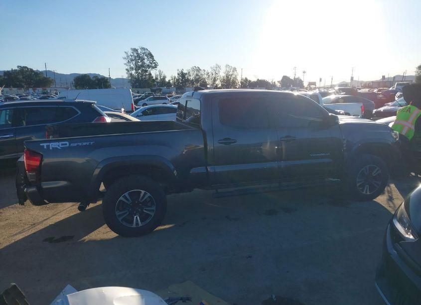 Photo 14 of 2019 Toyota Tacoma TRD SPORT (VIN 3TMBZ5DN8KM020532)