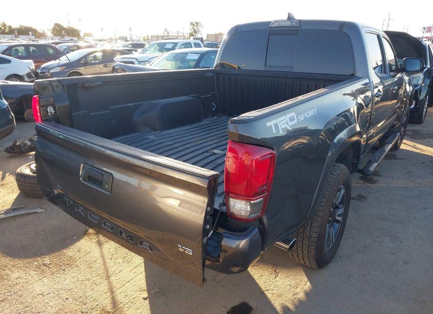 Photo 18 of 2019 Toyota Tacoma TRD SPORT (VIN 3TMBZ5DN8KM020532)