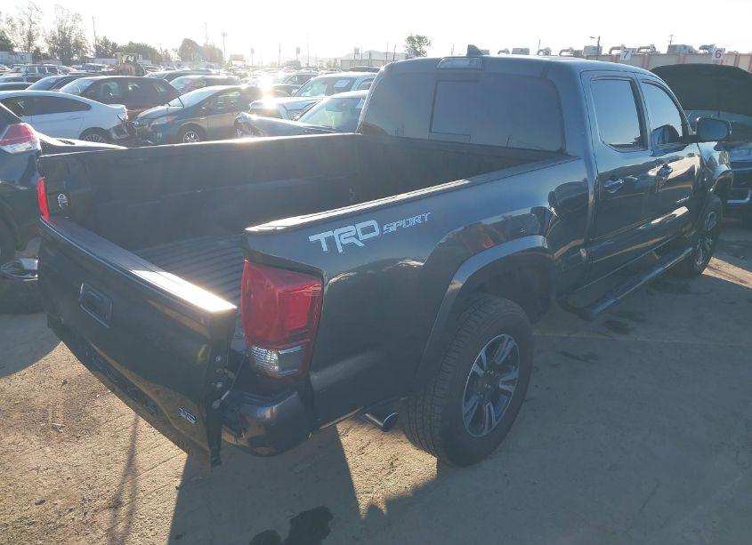 Photo 4 of 2019 Toyota Tacoma TRD SPORT (VIN 3TMBZ5DN8KM020532)