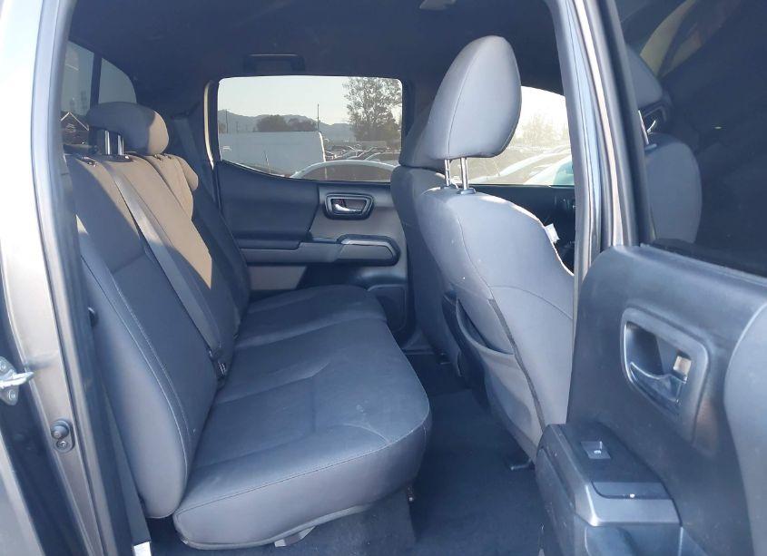 Photo 8 of 2019 Toyota Tacoma TRD SPORT (VIN 3TMBZ5DN8KM020532)