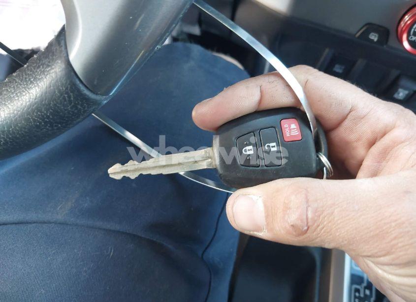 Photo 11 of 2020 Toyota Tacoma SR5 V6 (VIN 3TMBZ5DN8LM025747)