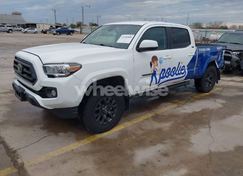 Photo 2 of 2022 Toyota Tacoma SR5 V6 (VIN 3TMBZ5DN9NM037070)