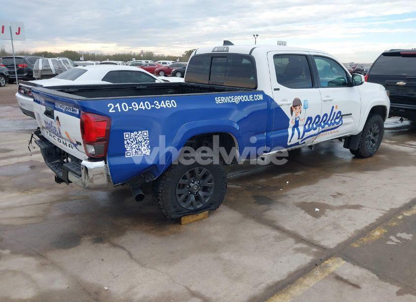 Photo 4 of 2022 Toyota Tacoma SR5 V6 (VIN 3TMBZ5DN9NM037070)