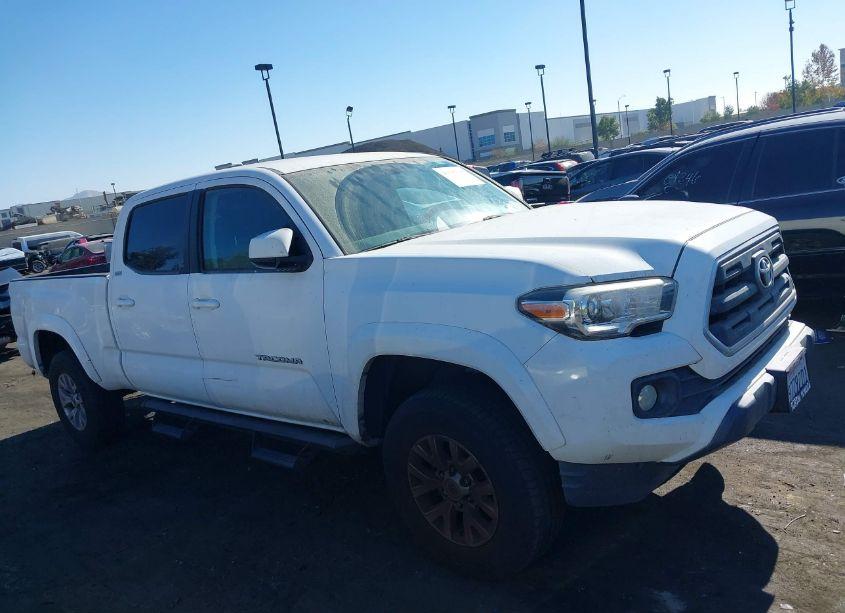 Photo 14 of 2016 Toyota Tacoma SR5 (VIN 3TMBZ5DNXGM004128)