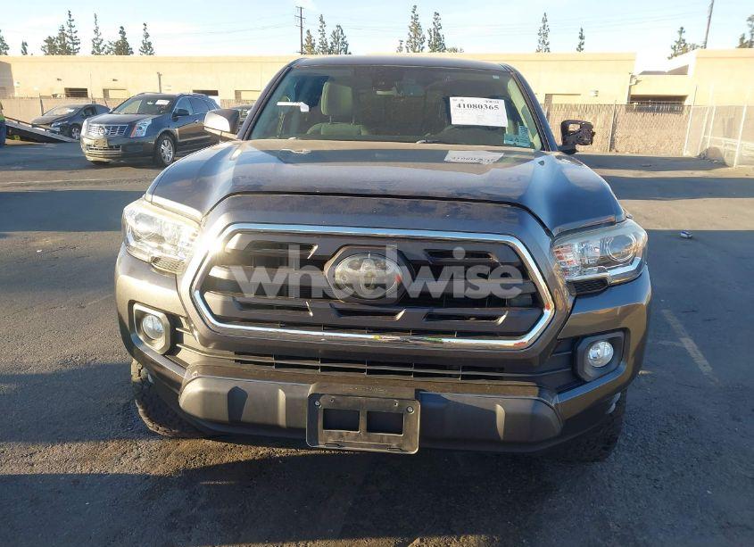 Photo 12 of 2018 Toyota Tacoma SR5 (VIN 3TMBZ5DNXJM015766)