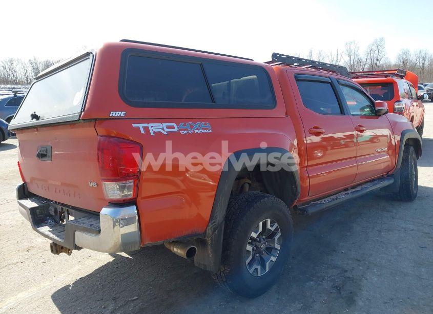 Photo 4 of 2016 Toyota Tacoma TRD OFF ROAD (VIN 3TMCZ5AN0GM001120)
