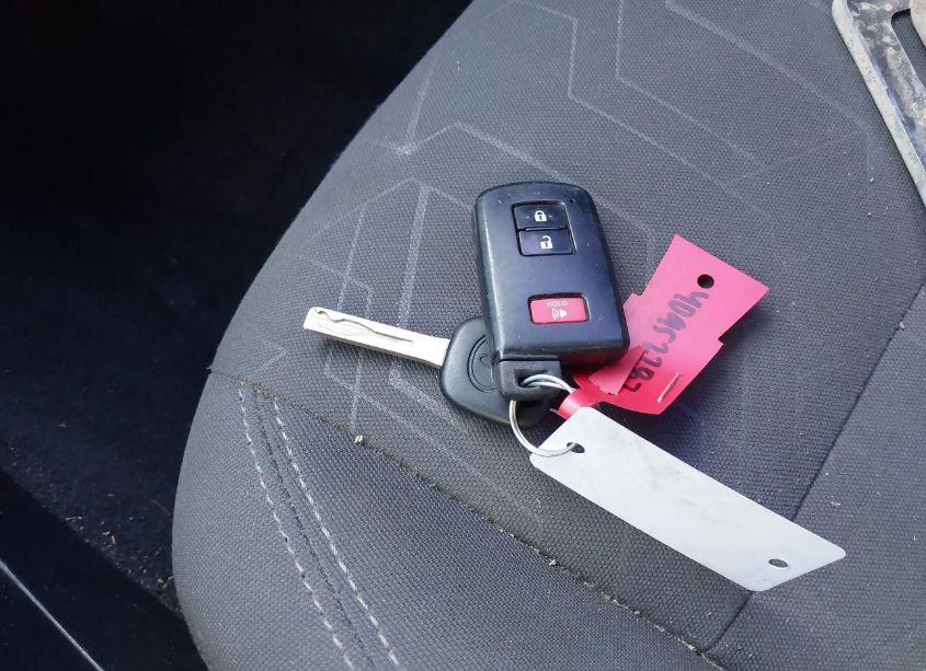 Photo 11 of 2017 Toyota Tacoma TRD SPORT (VIN 3TMCZ5AN0HM048939)