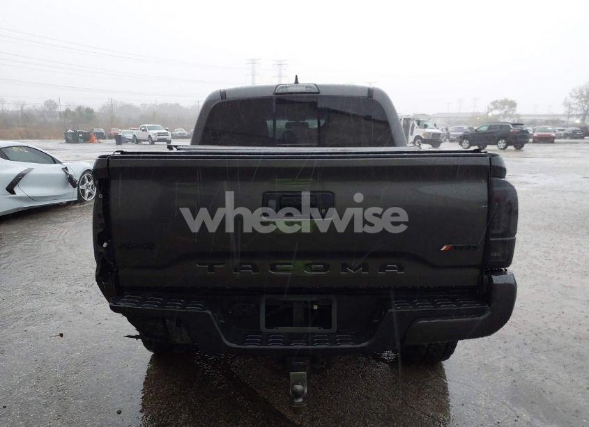 Photo 16 of 2017 Toyota Tacoma TRD SPORT (VIN 3TMCZ5AN0HM076210)