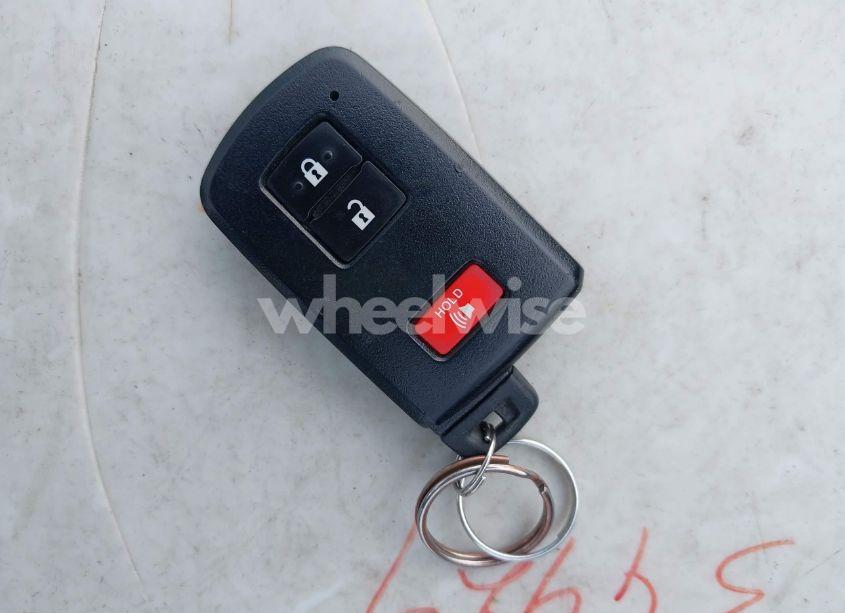 Photo 11 of 2017 Toyota Tacoma SR V6/SR5 V6/TRD OFF ROAD/TRD PRO/TRD SPORT (VIN 3TMCZ5AN0HM109836)