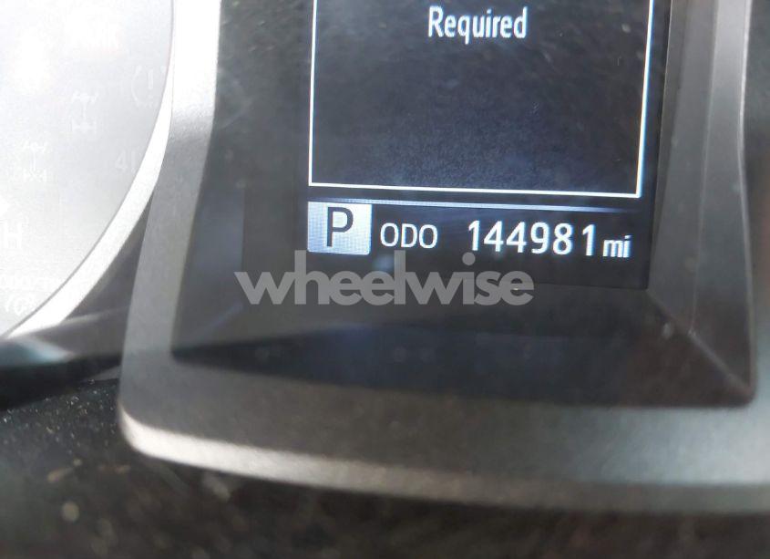 Photo 16 of 2017 Toyota Tacoma SR V6/SR5 V6/TRD OFF ROAD/TRD PRO/TRD SPORT (VIN 3TMCZ5AN0HM109836)