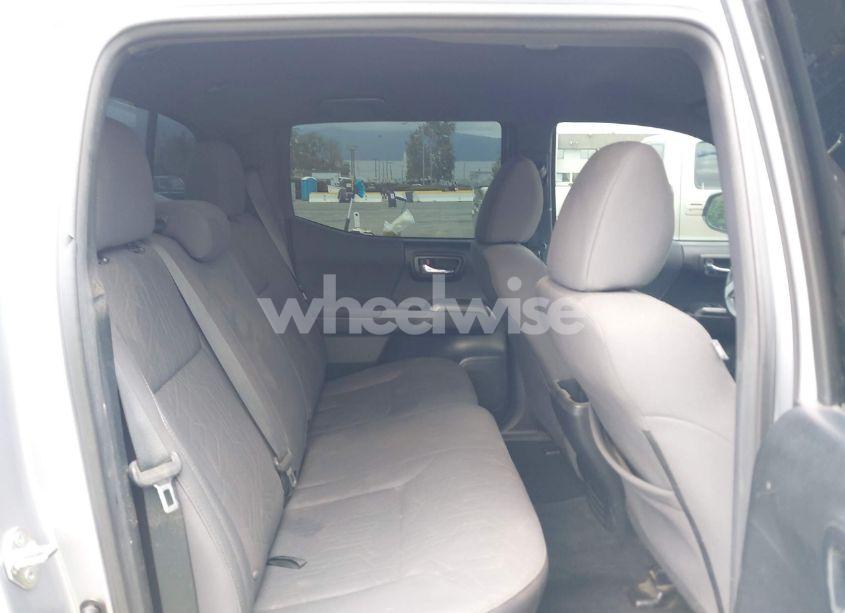 Photo 8 of 2018 Toyota Tacoma TRD OFF ROAD (VIN 3TMCZ5AN0JM129591)