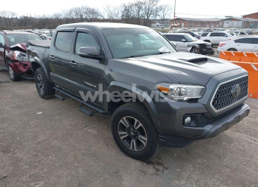 2018 Toyota Tacoma TRD SPORT (VIN 3TMCZ5AN0JM150540) main photo