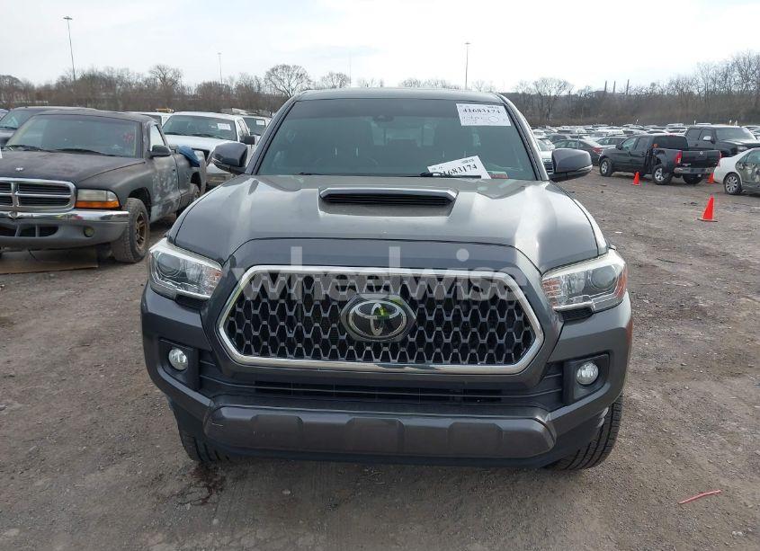 Photo 12 of 2018 Toyota Tacoma TRD SPORT (VIN 3TMCZ5AN0JM150540)