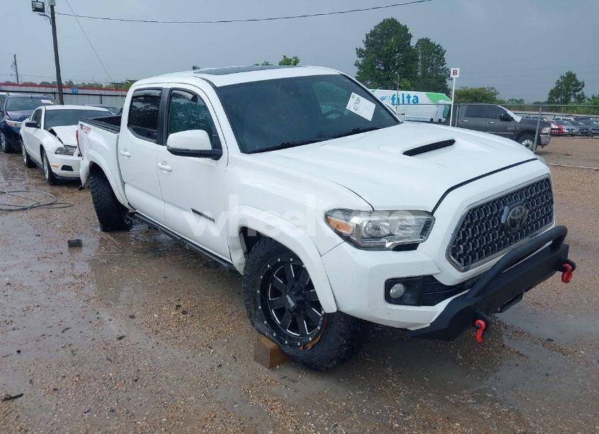 2019 Toyota Tacoma TRD SPORT (VIN 3TMCZ5AN0KM232852) main photo
