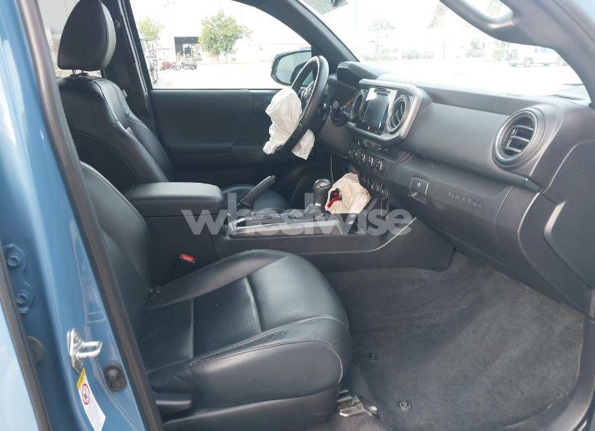 Photo 5 of 2019 Toyota Tacoma TRD SPORT (VIN 3TMCZ5AN0KM237999)