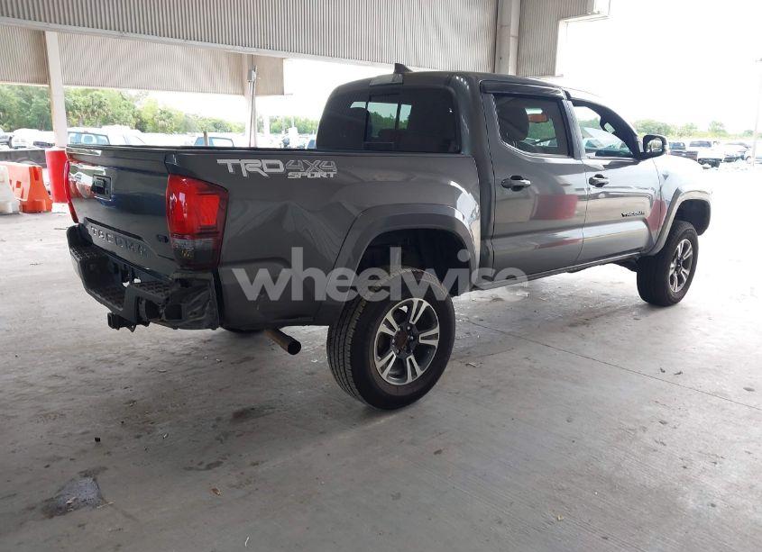 Photo 4 of 2019 Toyota Tacoma LIMITED/SR V6/SR5 V6/TRD OFF ROAD/TRD PRO/TRD SPORT (VIN 3TMCZ5AN0KM248419)