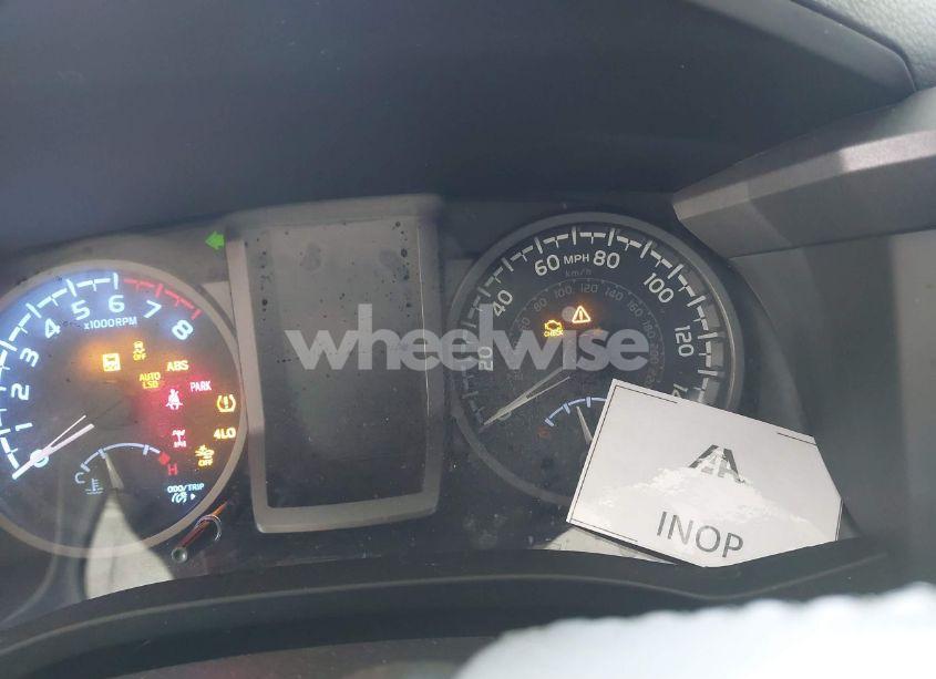 Photo 7 of 2019 Toyota Tacoma LIMITED/SR V6/SR5 V6/TRD OFF ROAD/TRD PRO/TRD SPORT (VIN 3TMCZ5AN0KM248419)