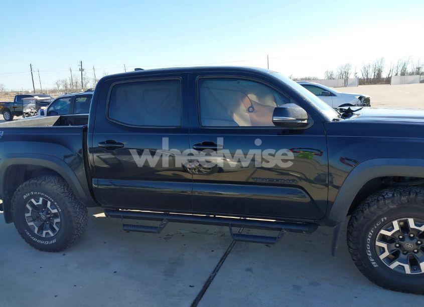 Photo 13 of 2019 Toyota Tacoma TRD OFF ROAD (VIN 3TMCZ5AN0KM272784)