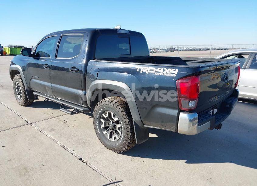 Photo 3 of 2019 Toyota Tacoma TRD OFF ROAD (VIN 3TMCZ5AN0KM272784)