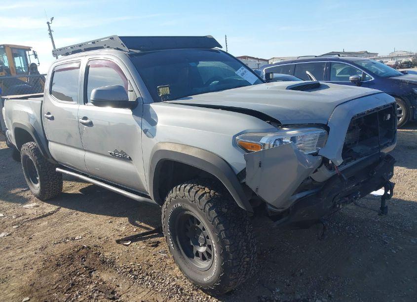 2020 Toyota Tacoma TRD SPORT (VIN 3TMCZ5AN0LM295872) main photo