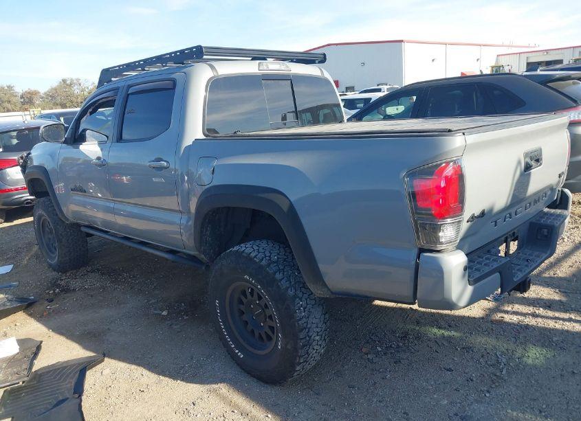 Photo 3 of 2020 Toyota Tacoma TRD SPORT (VIN 3TMCZ5AN0LM295872)