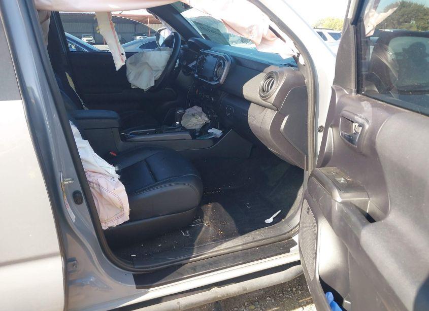 Photo 5 of 2020 Toyota Tacoma TRD SPORT (VIN 3TMCZ5AN0LM295872)