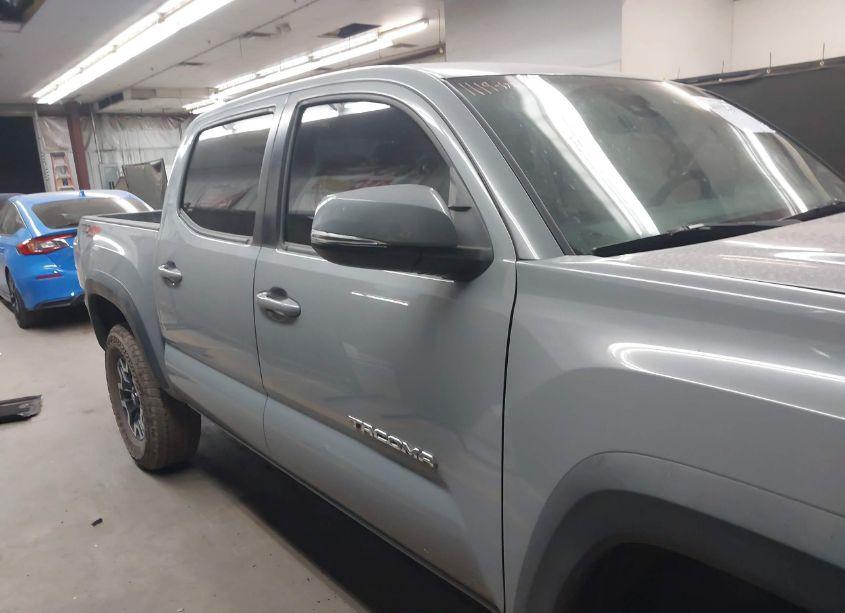 Photo 13 of 2020 Toyota Tacoma TRD OFF-ROAD (VIN 3TMCZ5AN0LM308426)