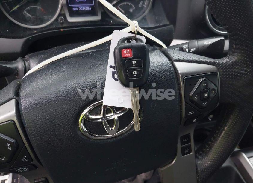 Photo 11 of 2020 Toyota Tacoma SR5 V6 (VIN 3TMCZ5AN0LM321550)