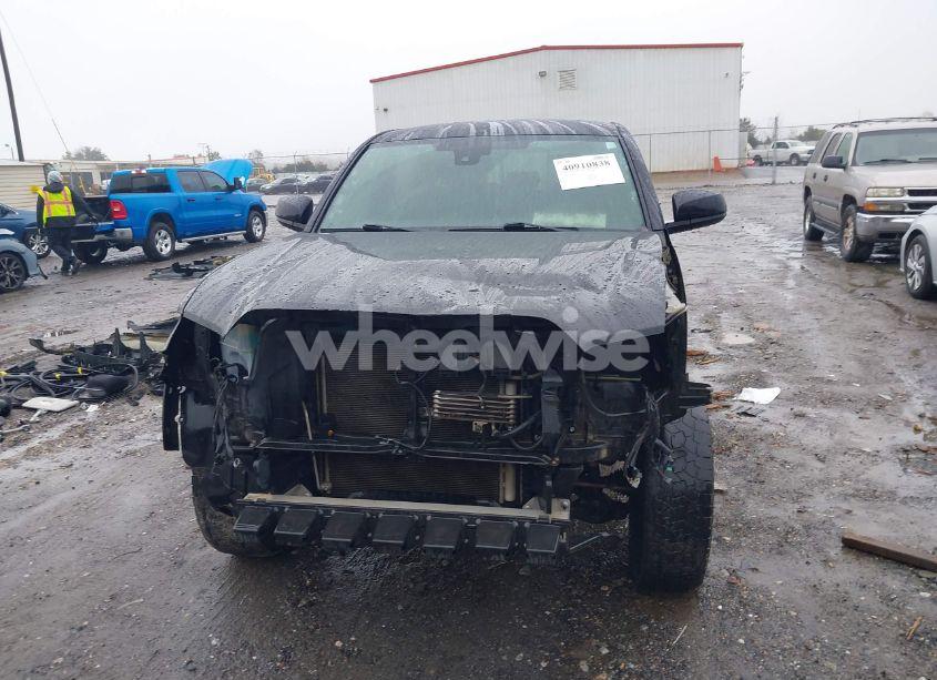 Photo 6 of 2020 Toyota Tacoma SR5 V6 (VIN 3TMCZ5AN0LM321550)