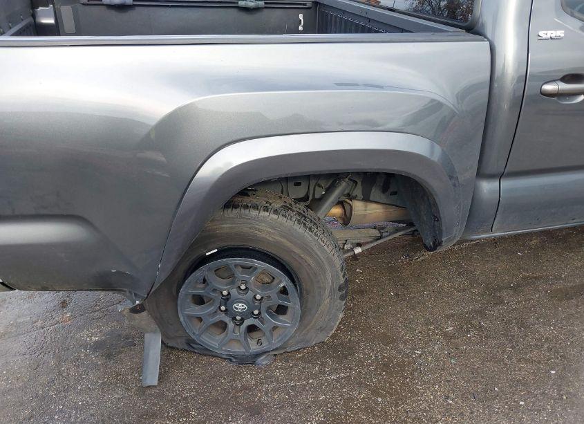 Photo 17 of 2020 Toyota Tacoma SR5 V6 (VIN 3TMCZ5AN0LM345024)