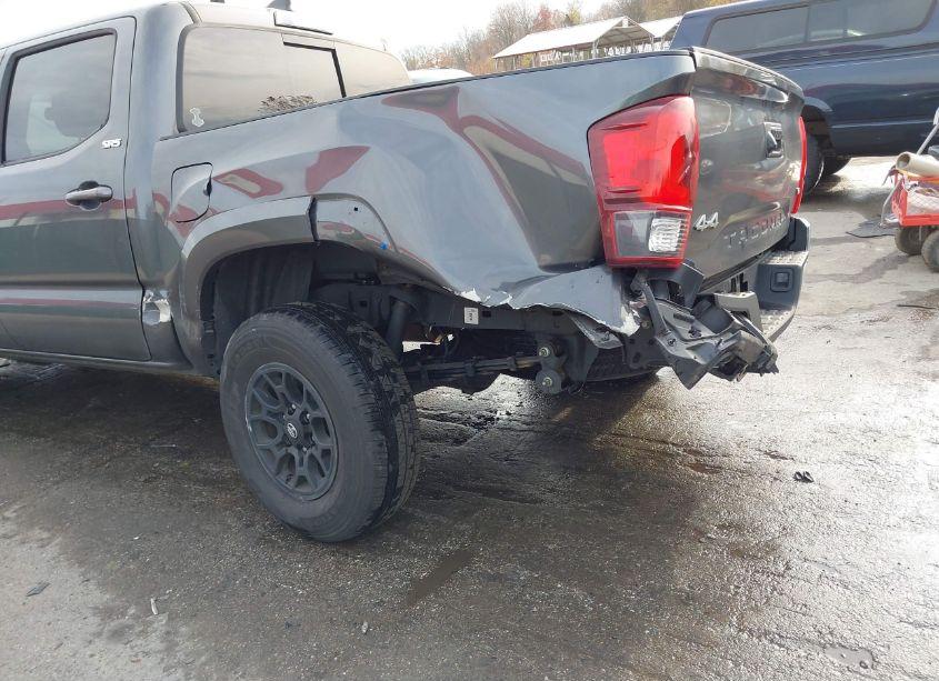 Photo 18 of 2020 Toyota Tacoma SR5 V6 (VIN 3TMCZ5AN0LM345024)