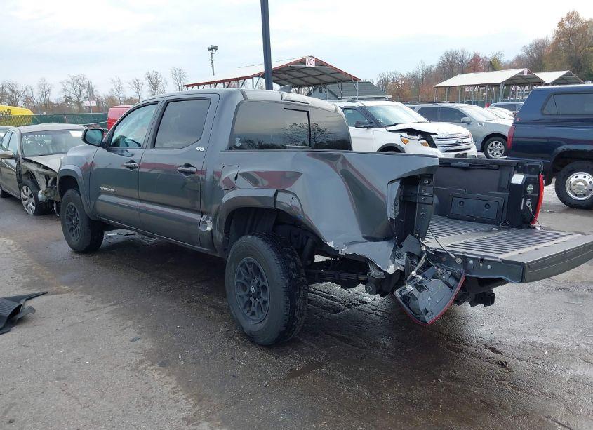 Photo 3 of 2020 Toyota Tacoma SR5 V6 (VIN 3TMCZ5AN0LM345024)