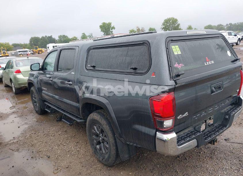Photo 3 of 2021 Toyota Tacoma SR5 V6 (VIN 3TMCZ5AN0MM374850)