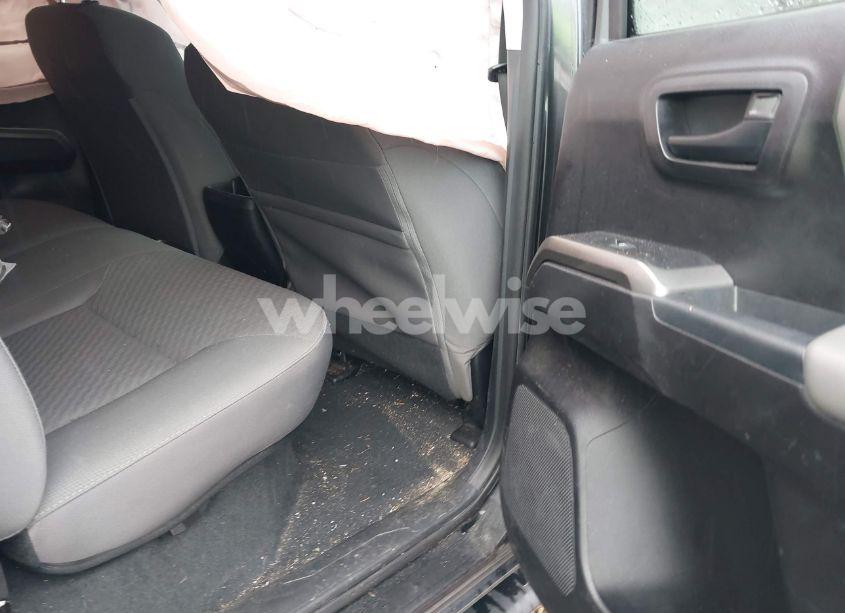 Photo 8 of 2021 Toyota Tacoma SR5 V6 (VIN 3TMCZ5AN0MM374850)