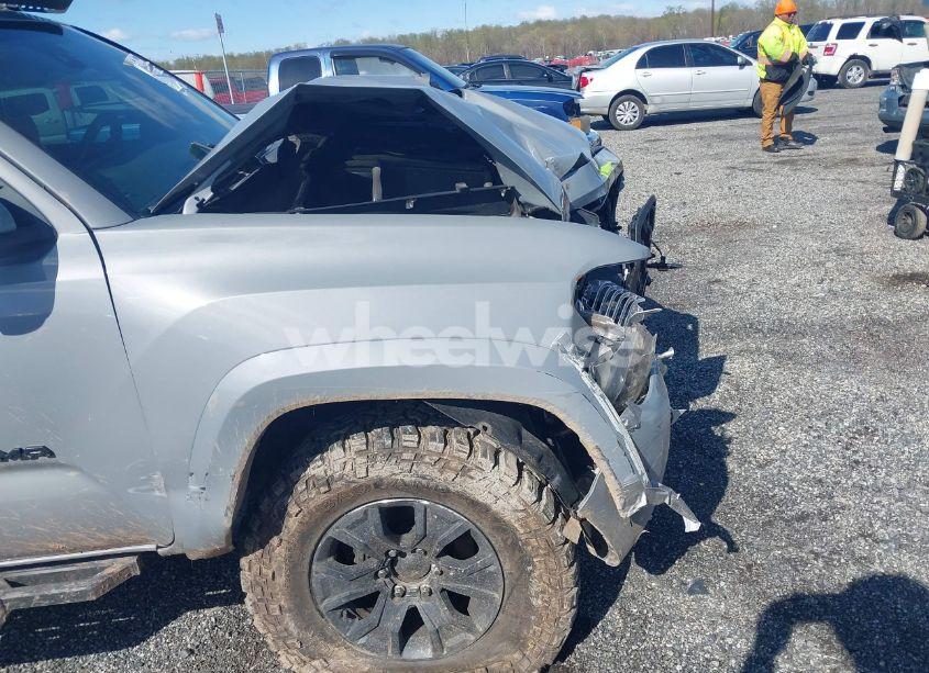 Photo 6 of 2021 Toyota Tacoma TRD SPORT (VIN 3TMCZ5AN0MM397206)