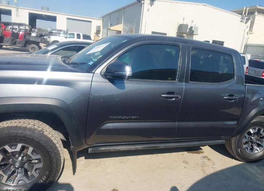 Photo 14 of 2021 Toyota Tacoma TRD OFF-ROAD (VIN 3TMCZ5AN0MM443696)