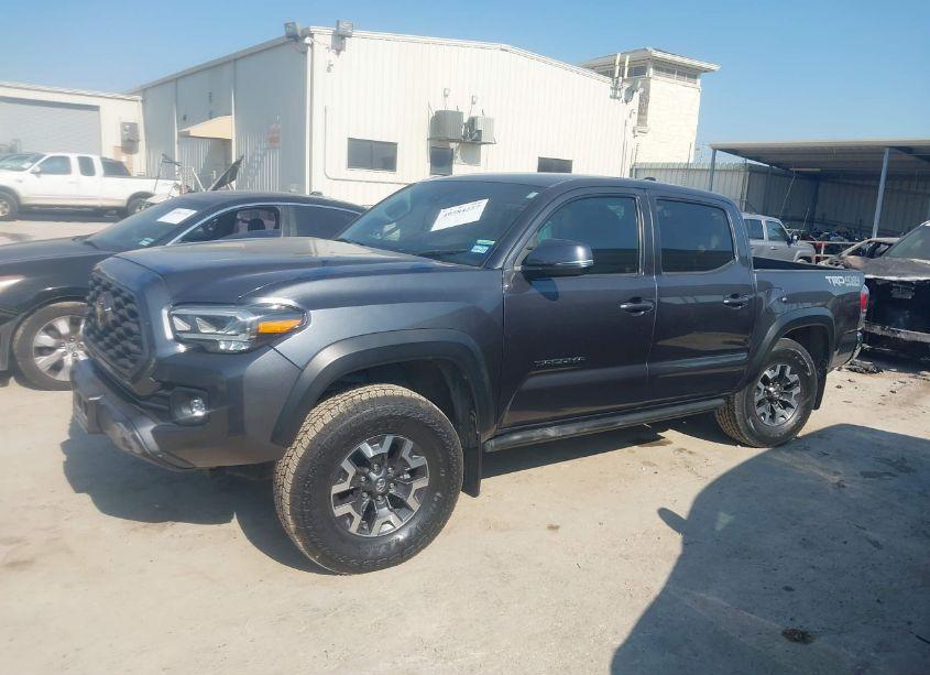 Photo 2 of 2021 Toyota Tacoma TRD OFF-ROAD (VIN 3TMCZ5AN0MM443696)