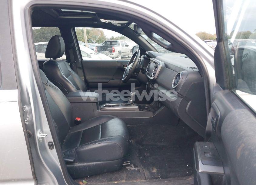 Photo 5 of 2022 Toyota Tacoma TRD SPORT (VIN 3TMCZ5AN0NM466686)