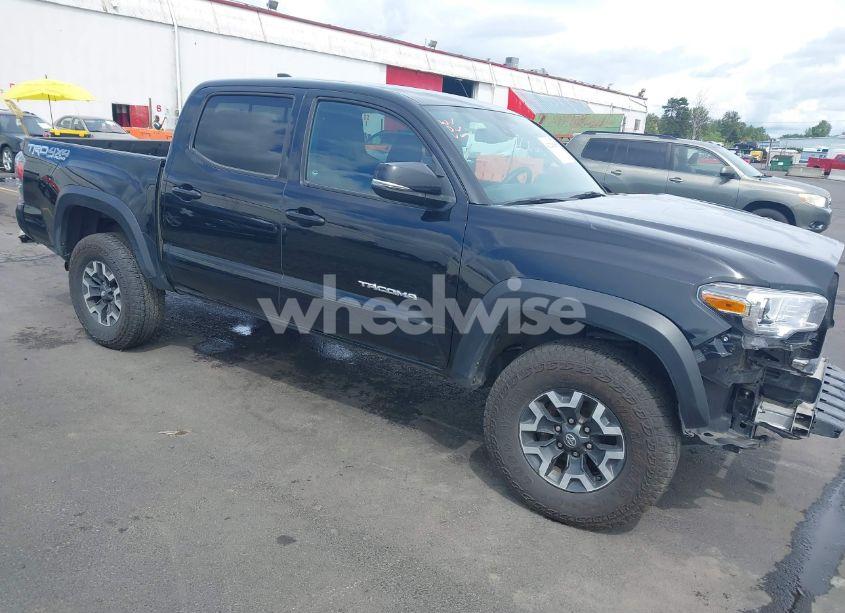 2022 Toyota Tacoma TRD OFF ROAD (VIN 3TMCZ5AN0NM476635) main photo