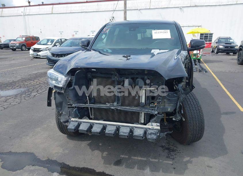 Photo 6 of 2022 Toyota Tacoma TRD OFF ROAD (VIN 3TMCZ5AN0NM476635)
