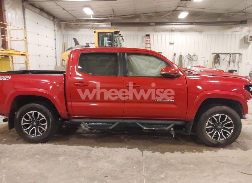 Photo 13 of 2022 Toyota Tacoma TRD SPORT (VIN 3TMCZ5AN0NM530046)