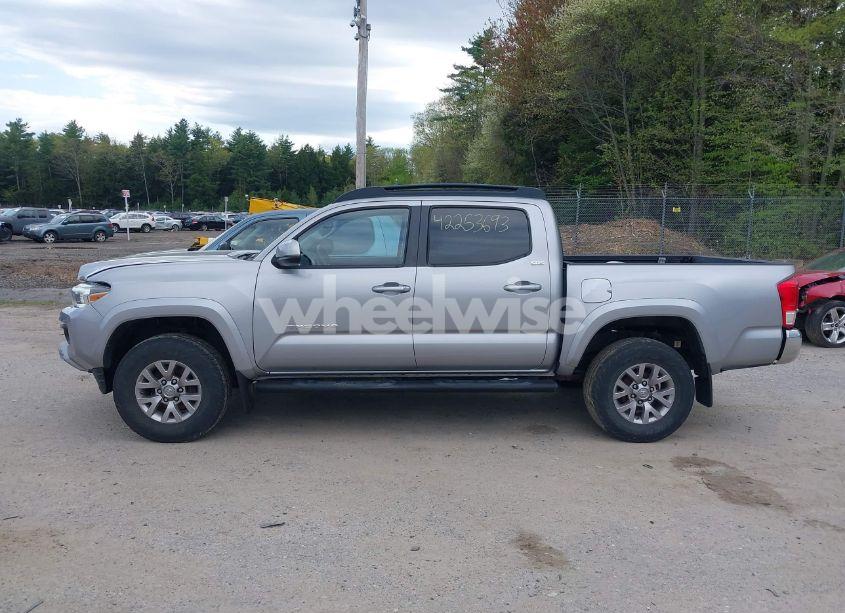 Photo 14 of 2016 Toyota Tacoma SR5 V6 (VIN 3TMCZ5AN1GM024101)