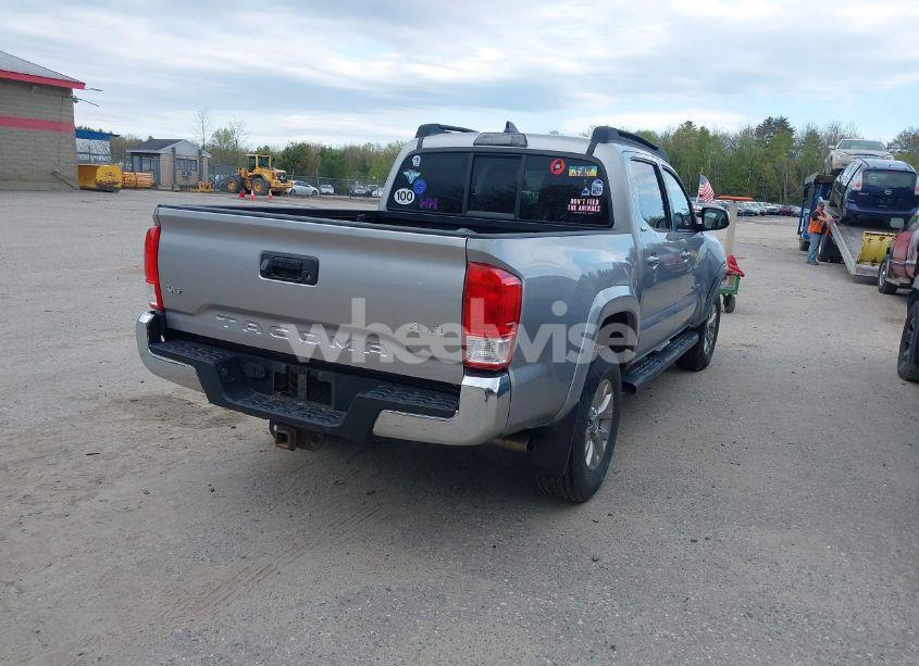 Photo 4 of 2016 Toyota Tacoma SR5 V6 (VIN 3TMCZ5AN1GM024101)