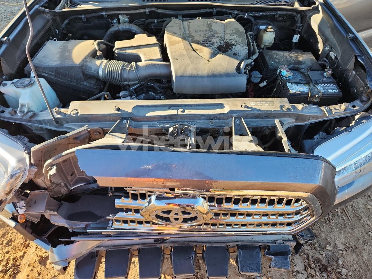 Photo 11 of 2017 TOYOTA TACOMA DOUBLE CAB (VIN 3TMCZ5AN1HM073283)