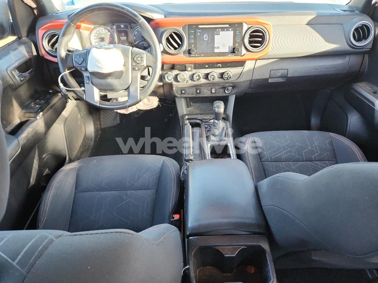 Photo 8 of 2017 TOYOTA TACOMA DOUBLE CAB (VIN 3TMCZ5AN1HM073283)