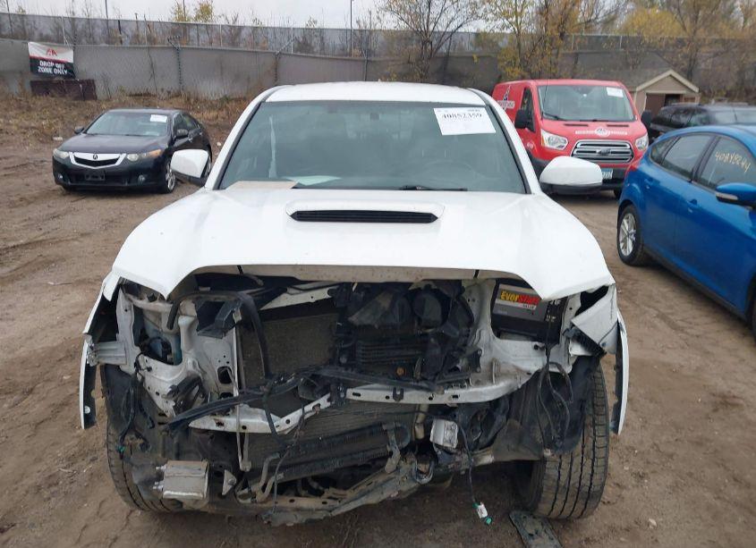 Photo 13 of 2017 Toyota Tacoma TRD SPORT (VIN 3TMCZ5AN1HM073509)