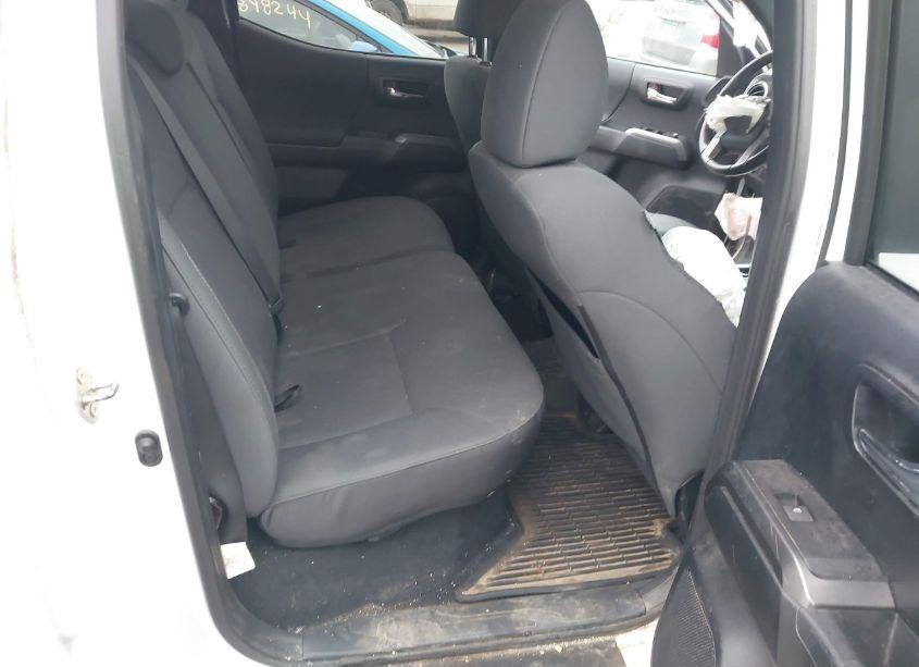 Photo 8 of 2017 Toyota Tacoma TRD SPORT (VIN 3TMCZ5AN1HM073509)