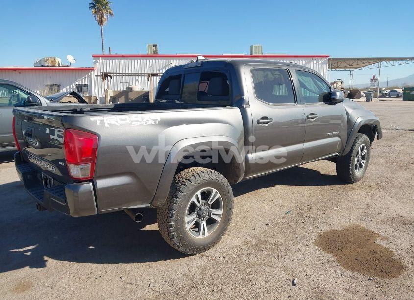 Photo 4 of 2017 Toyota Tacoma TRD SPORT (VIN 3TMCZ5AN1HM077219)