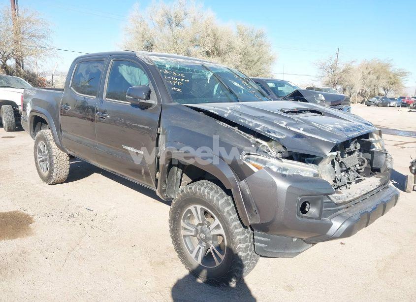 Photo 6 of 2017 Toyota Tacoma TRD SPORT (VIN 3TMCZ5AN1HM077219)
